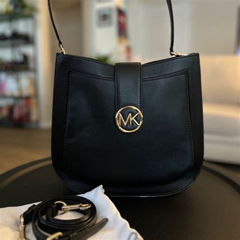 michael kors lillie large messenger|Michael Michael Kors Lillie Large Signature Messenger Bag.